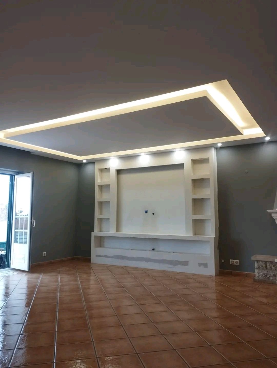 Estantes e Guardafatos